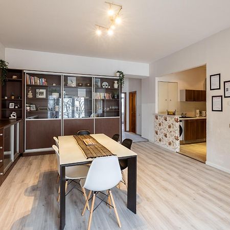Nice Big Apartment 2Bds - Belgicka Prague Extérieur photo