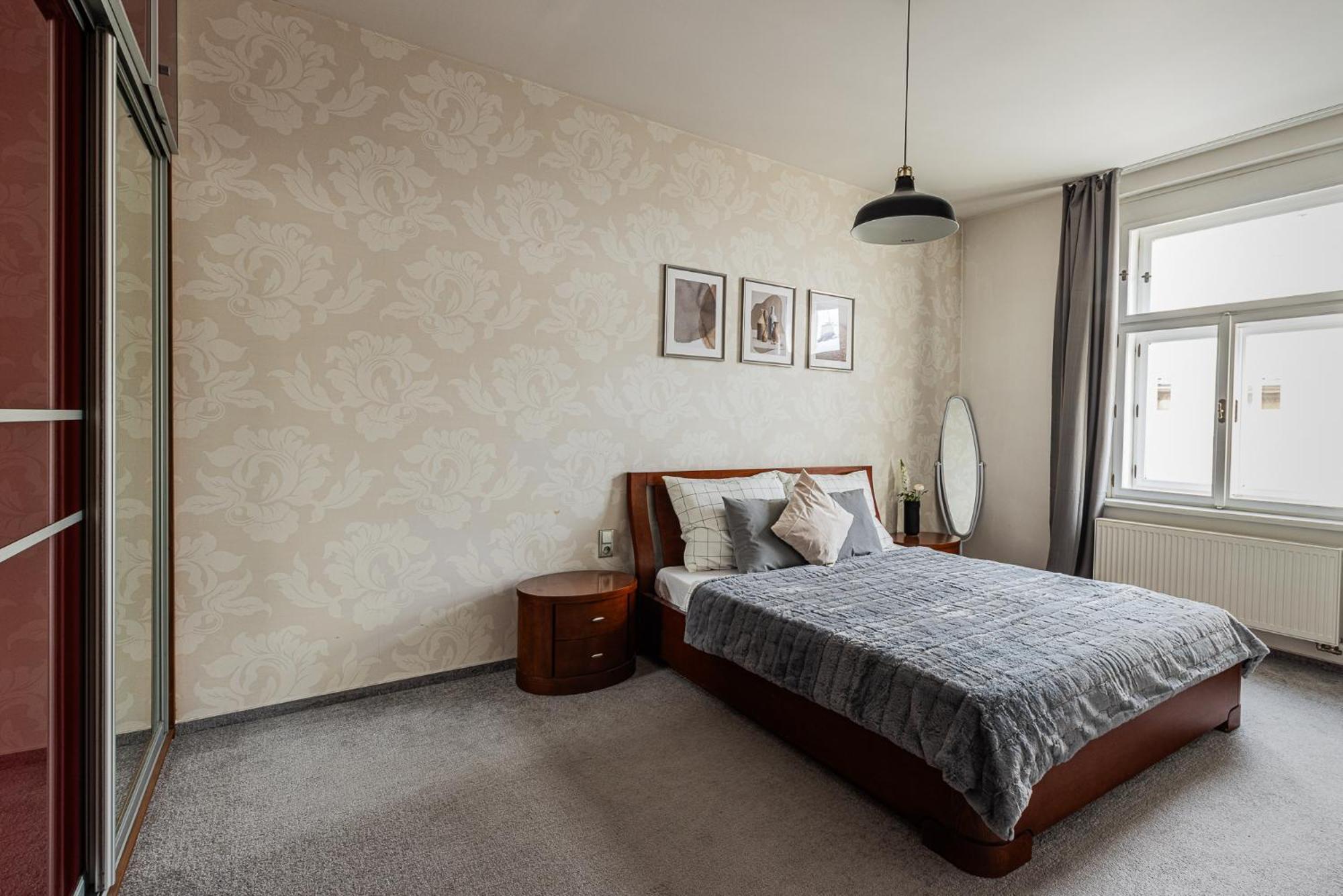 Nice Big Apartment 2Bds - Belgicka Prague Extérieur photo