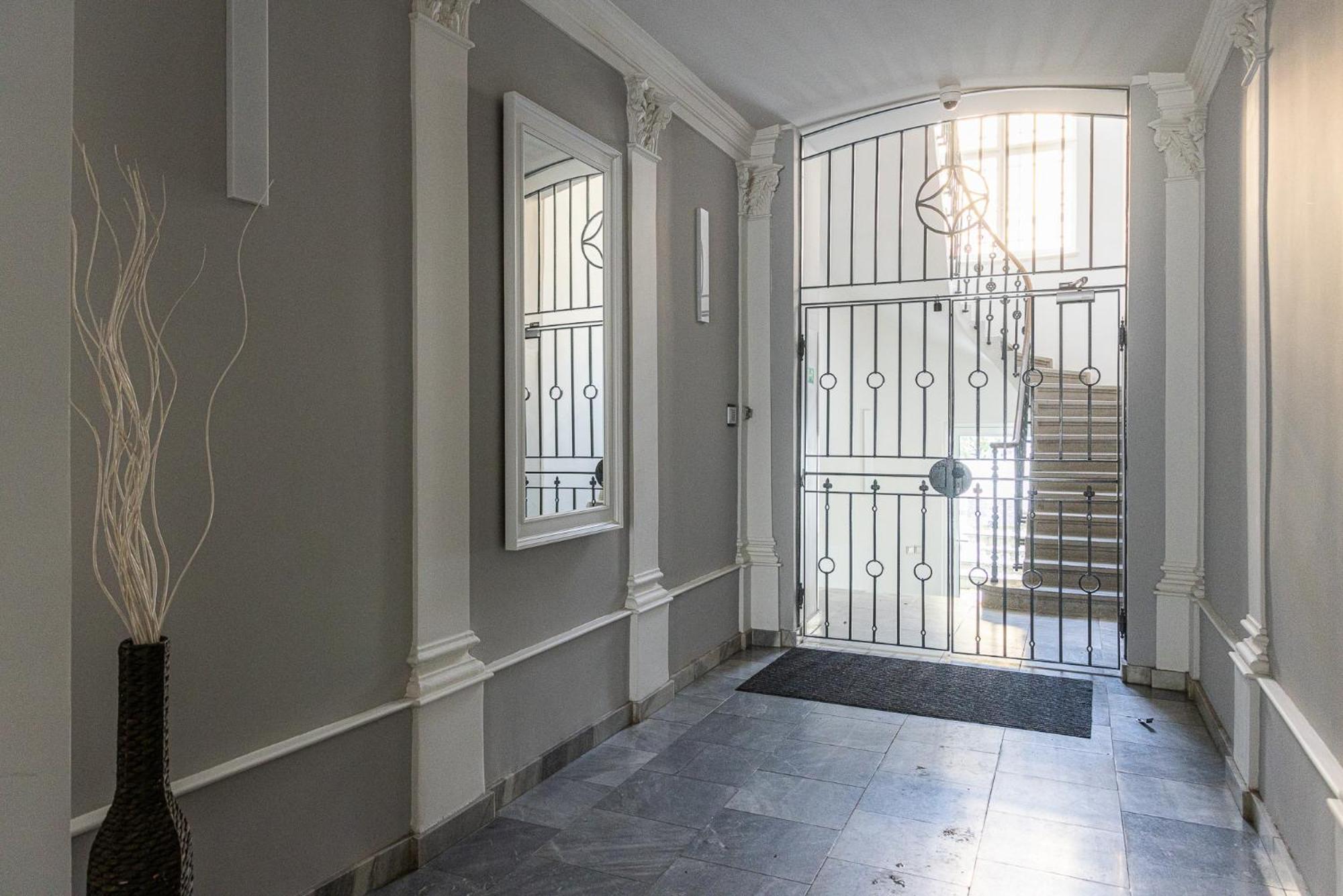 Nice Big Apartment 2Bds - Belgicka Prague Extérieur photo